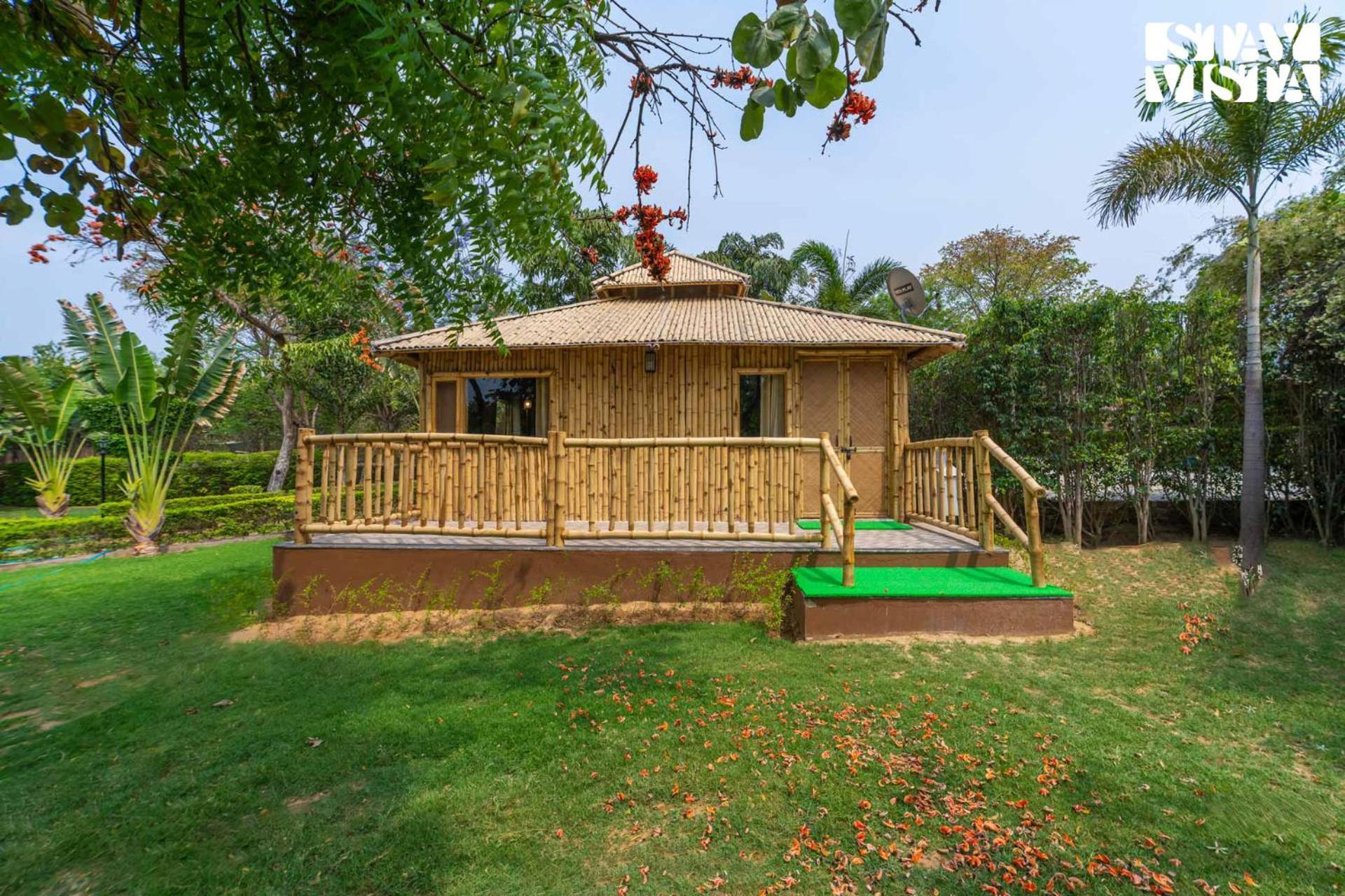 Stayvista At Maple Farms With Pool, Bbq & Bonfire Sohna Exterior photo