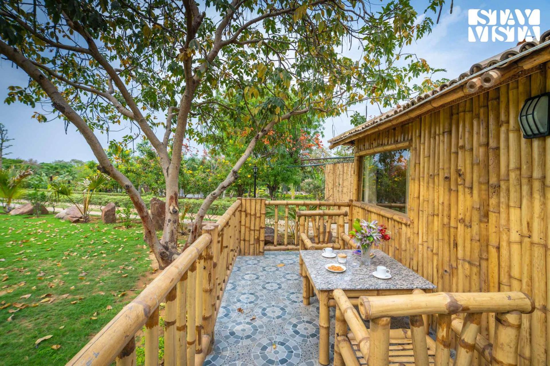 Stayvista At Maple Farms With Pool, Bbq & Bonfire Sohna Exterior photo