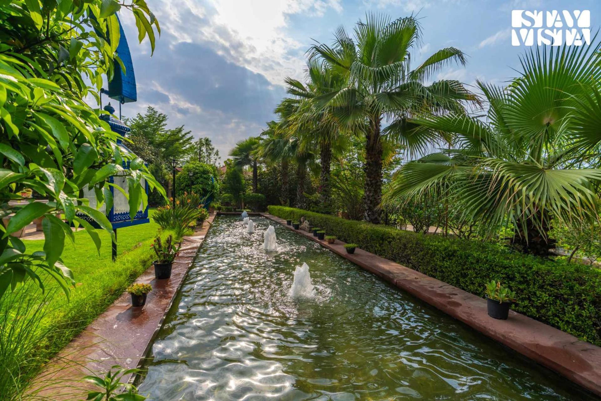 Stayvista At Maple Farms With Pool, Bbq & Bonfire Sohna Exterior photo